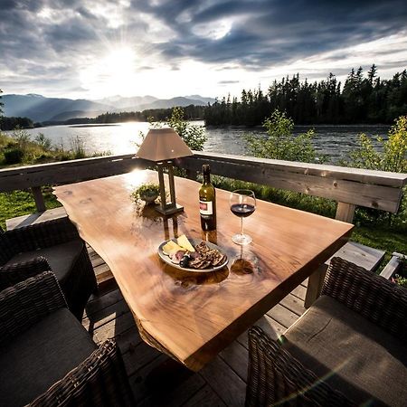 تيراس Skeena River House Bed & Breakfast المظهر الخارجي الصورة